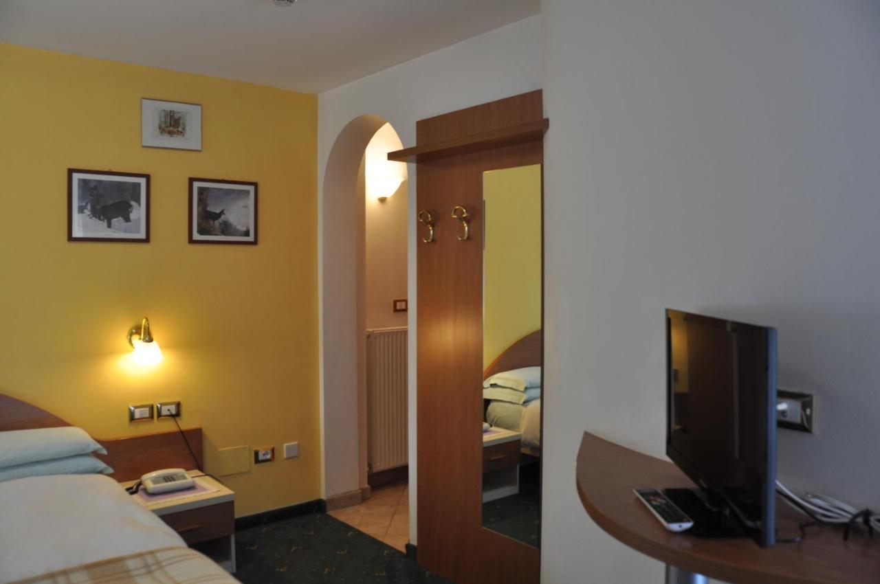 Hotel Residence Rosa St. Lugan Exterior foto