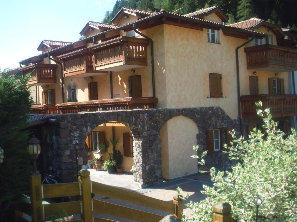 Hotel Residence Rosa St. Lugan Exterior foto