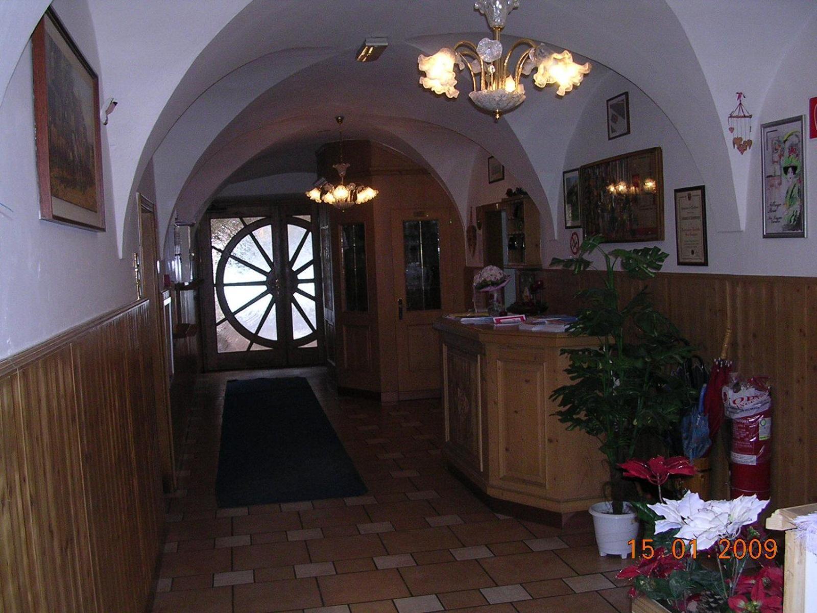 Hotel Residence Rosa St. Lugan Exterior foto