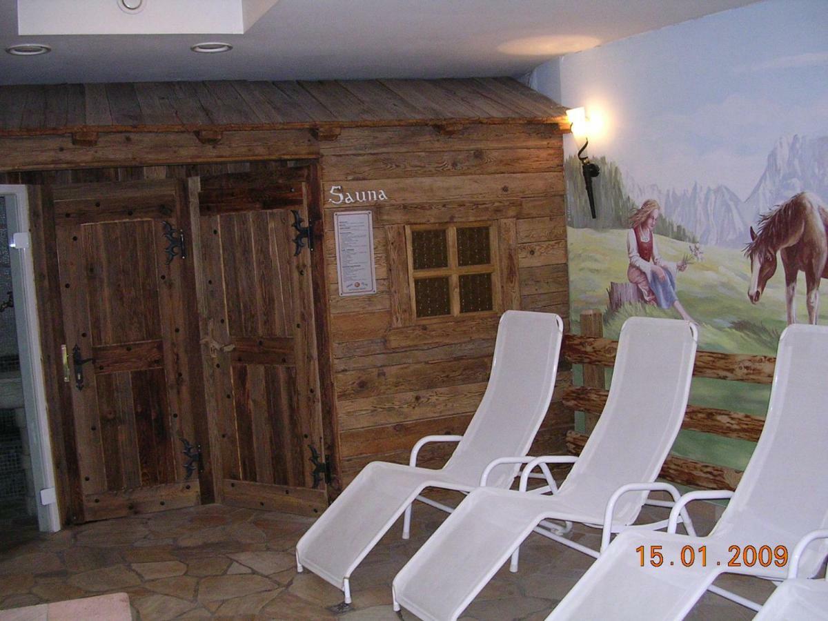 Hotel Residence Rosa St. Lugan Exterior foto